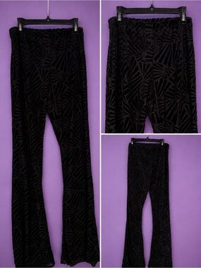Woman’s Windsor Black Velour Flared Patterned Pants🖤🖤